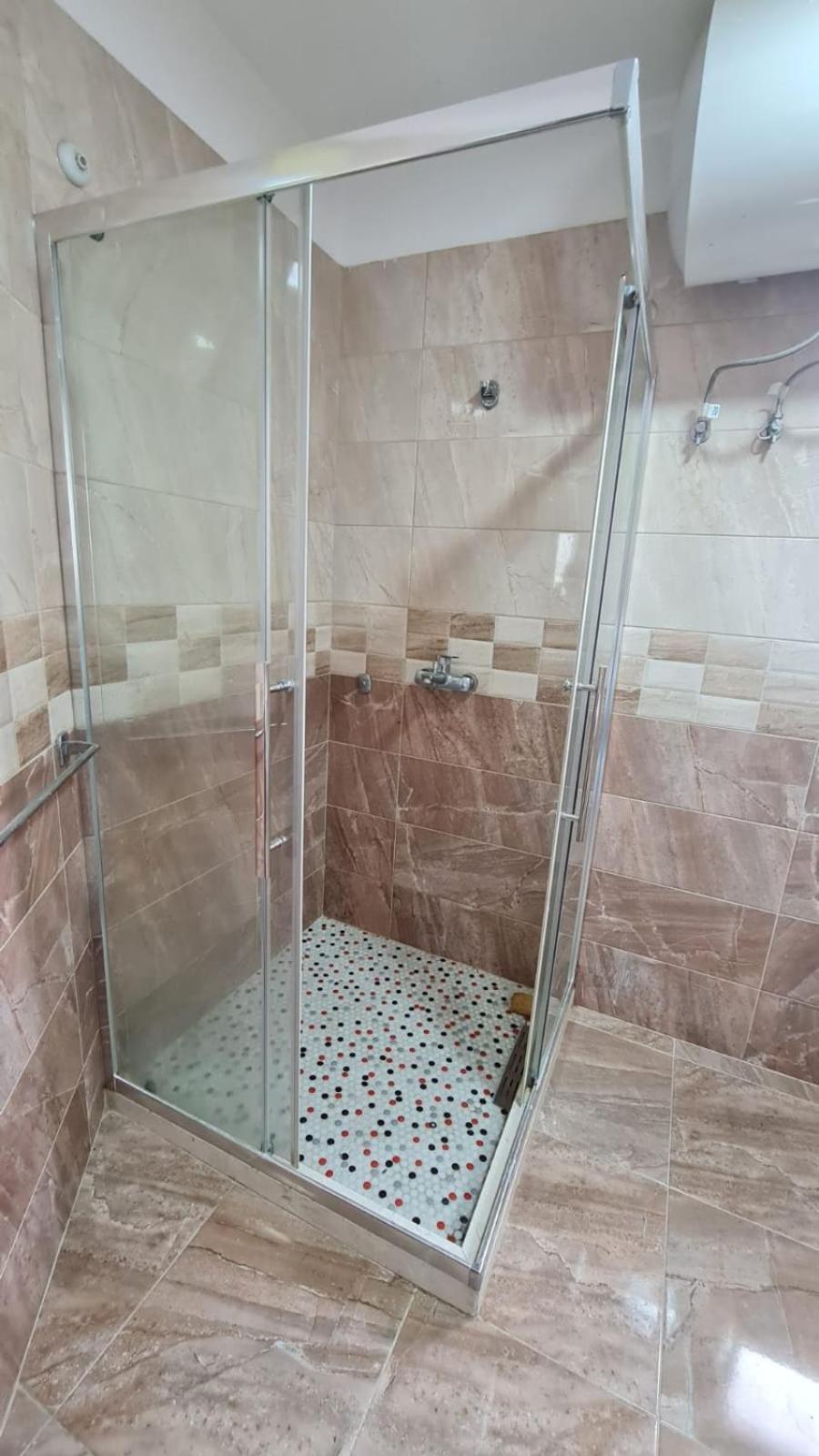 טיראנה Calmly, Spacious Apartment Next To Usa Embassy מראה חיצוני תמונה