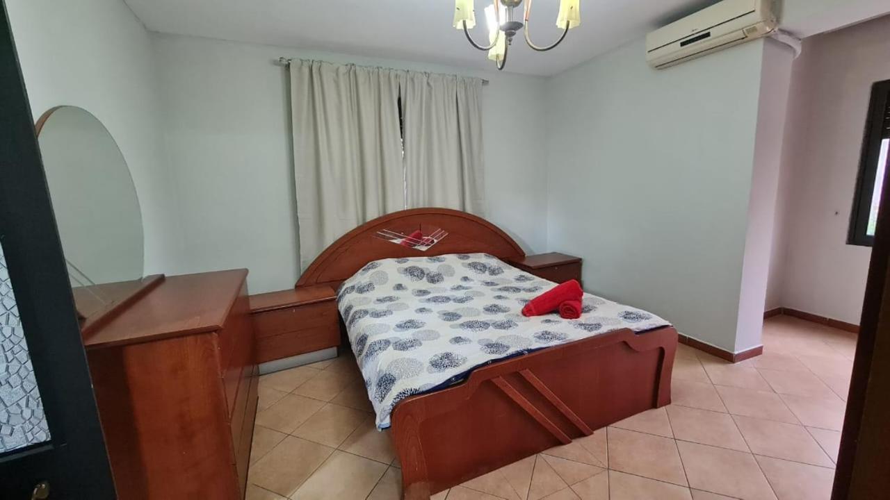 טיראנה Calmly, Spacious Apartment Next To Usa Embassy מראה חיצוני תמונה
