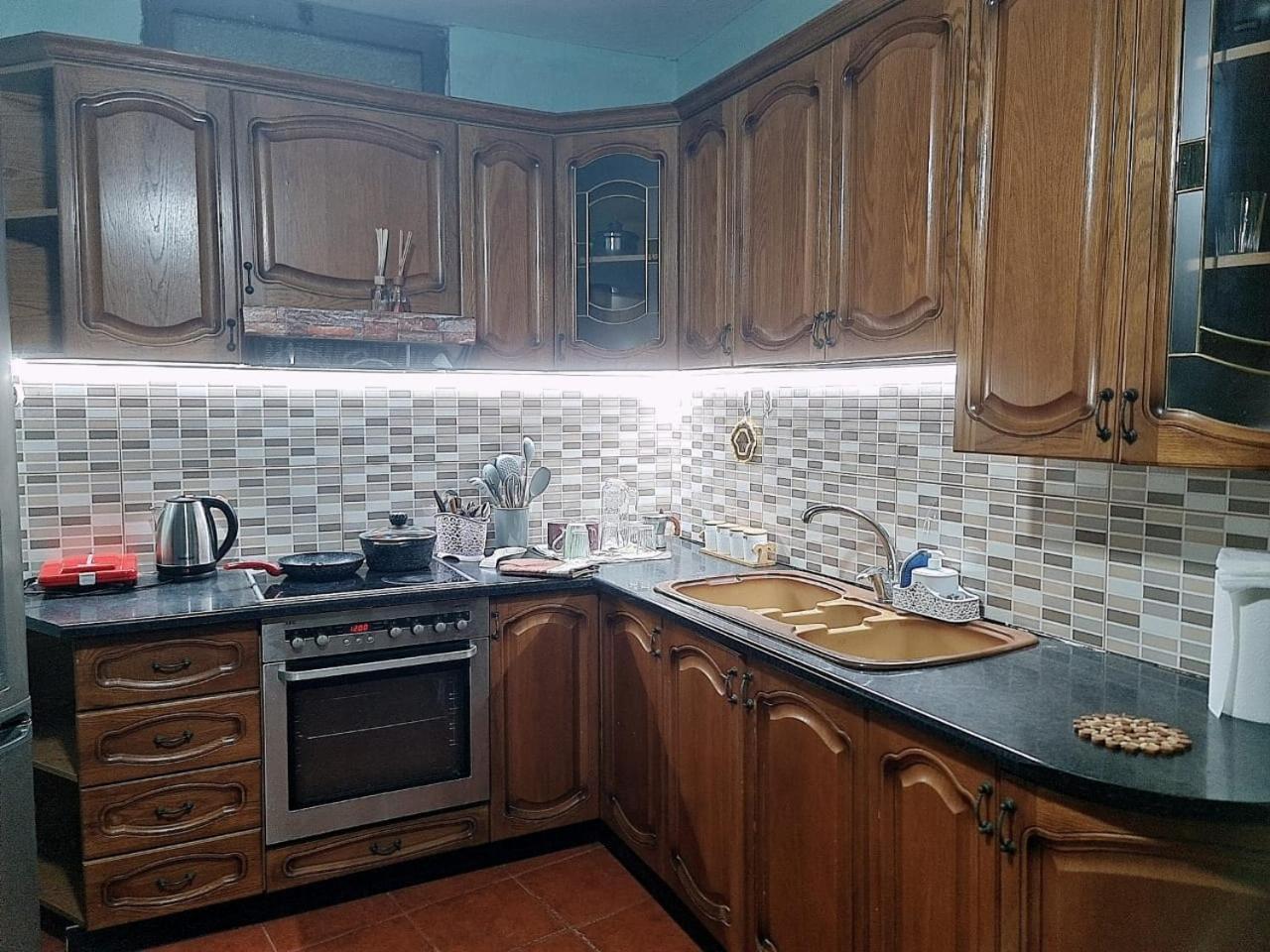 טיראנה Calmly, Spacious Apartment Next To Usa Embassy מראה חיצוני תמונה