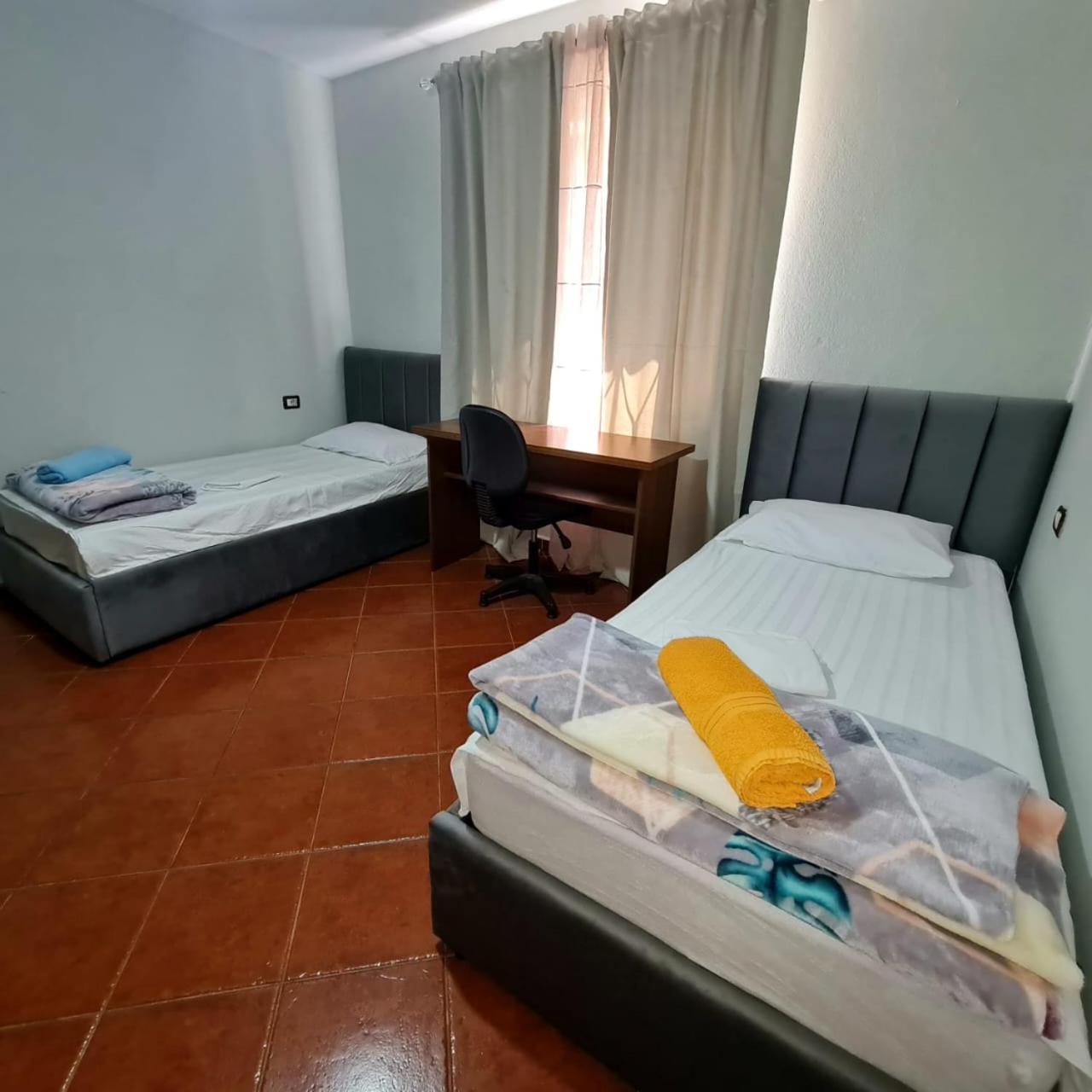 טיראנה Calmly, Spacious Apartment Next To Usa Embassy מראה חיצוני תמונה